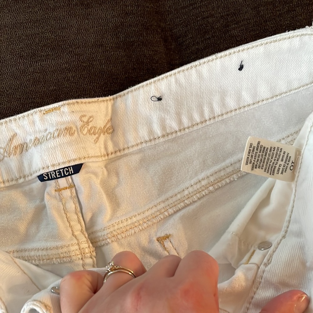 American Eagle Outfitters White Distressed Denim Shorts - Picture 2 of 5